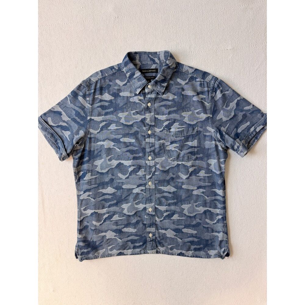 Banana Republic Camden Fit Men's Medium Blue Camo Button Shirt Cotton